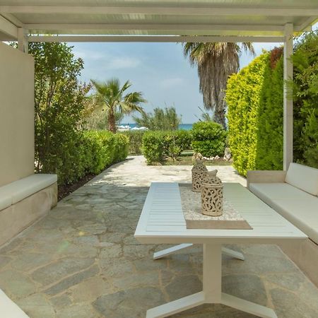 Villa Dihtia On The Sea Pefkochori Exterior photo