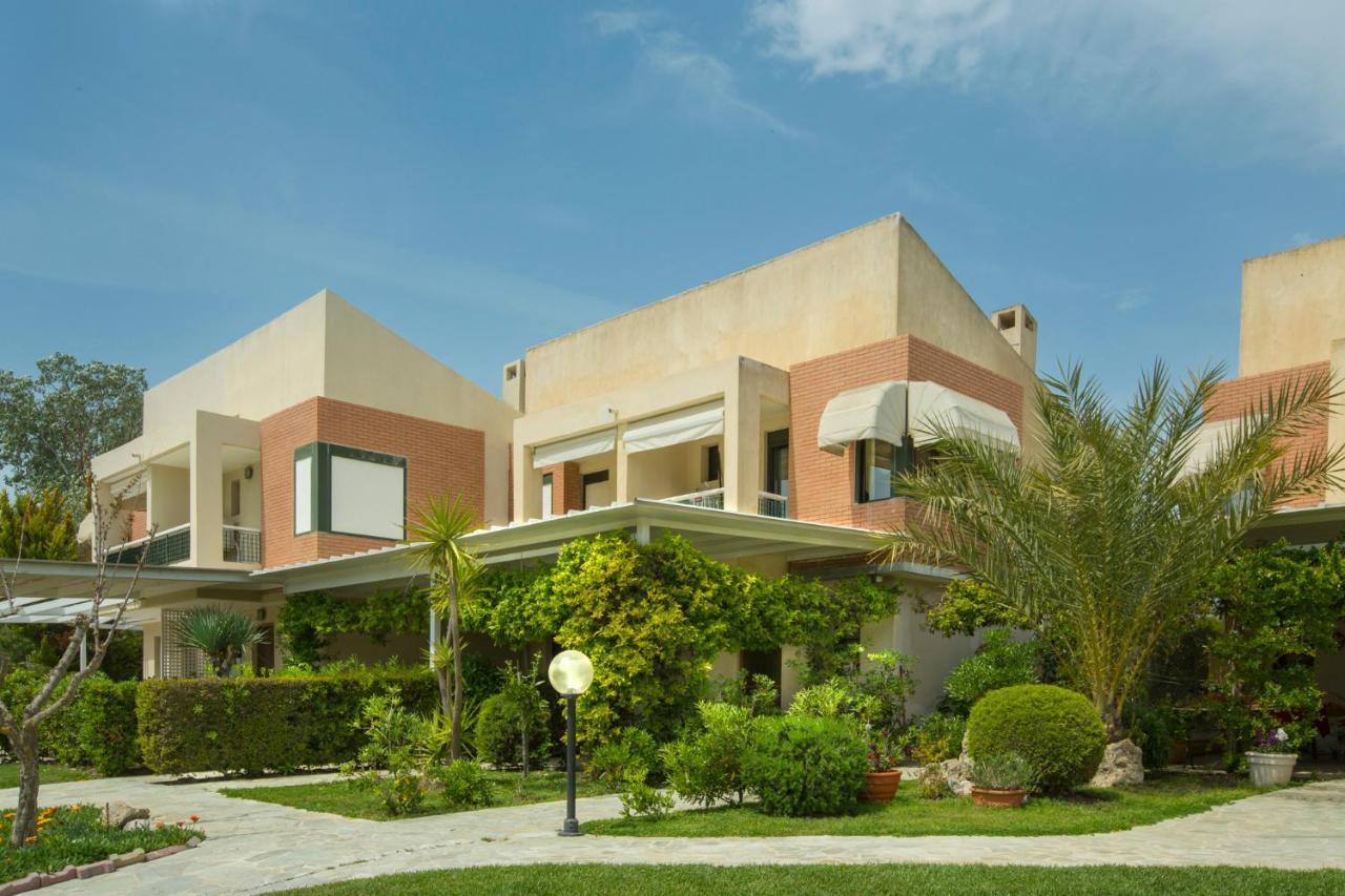 Villa Dihtia On The Sea Pefkochori Exterior photo